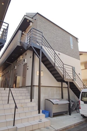 アザーレ・パッシオ生田Aの物件外観写真